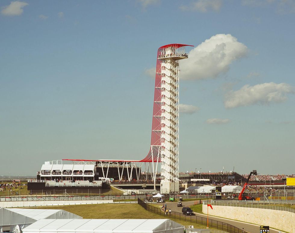 Nov13_mccauley_Enjoying_F1USGP