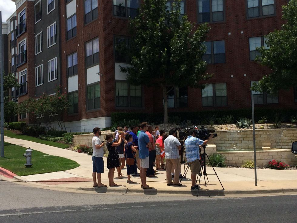 Obama stops at Franklin Barbecue Austin