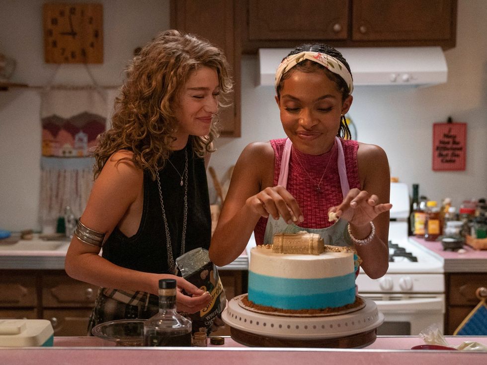 Odessa A\u2019zion and Yara Shahidi in Sitting in Bars with Cake