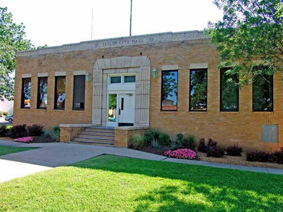old city hall in Taylor in Williamson County