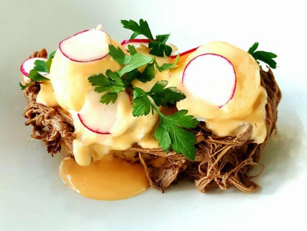 Olivia restaurant brunch benedict