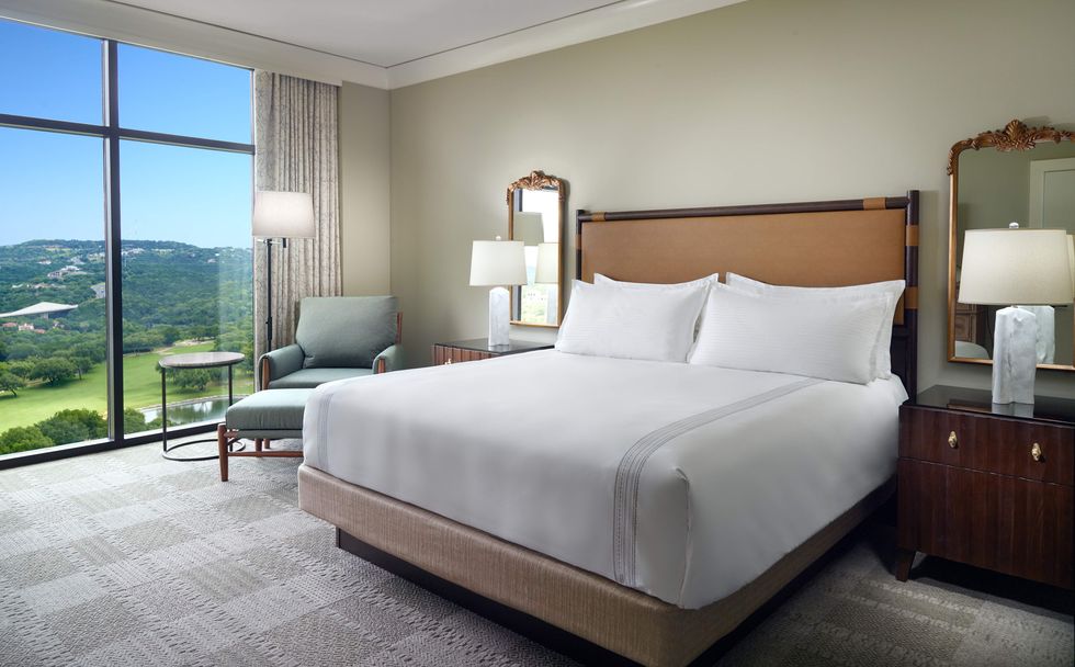 Omni Barton Creek guestroom