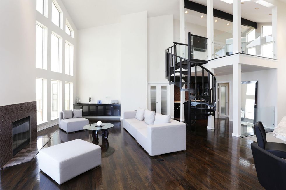 On the Market 102 Lanai St. Tiki Village Galveston August 2014 fam1