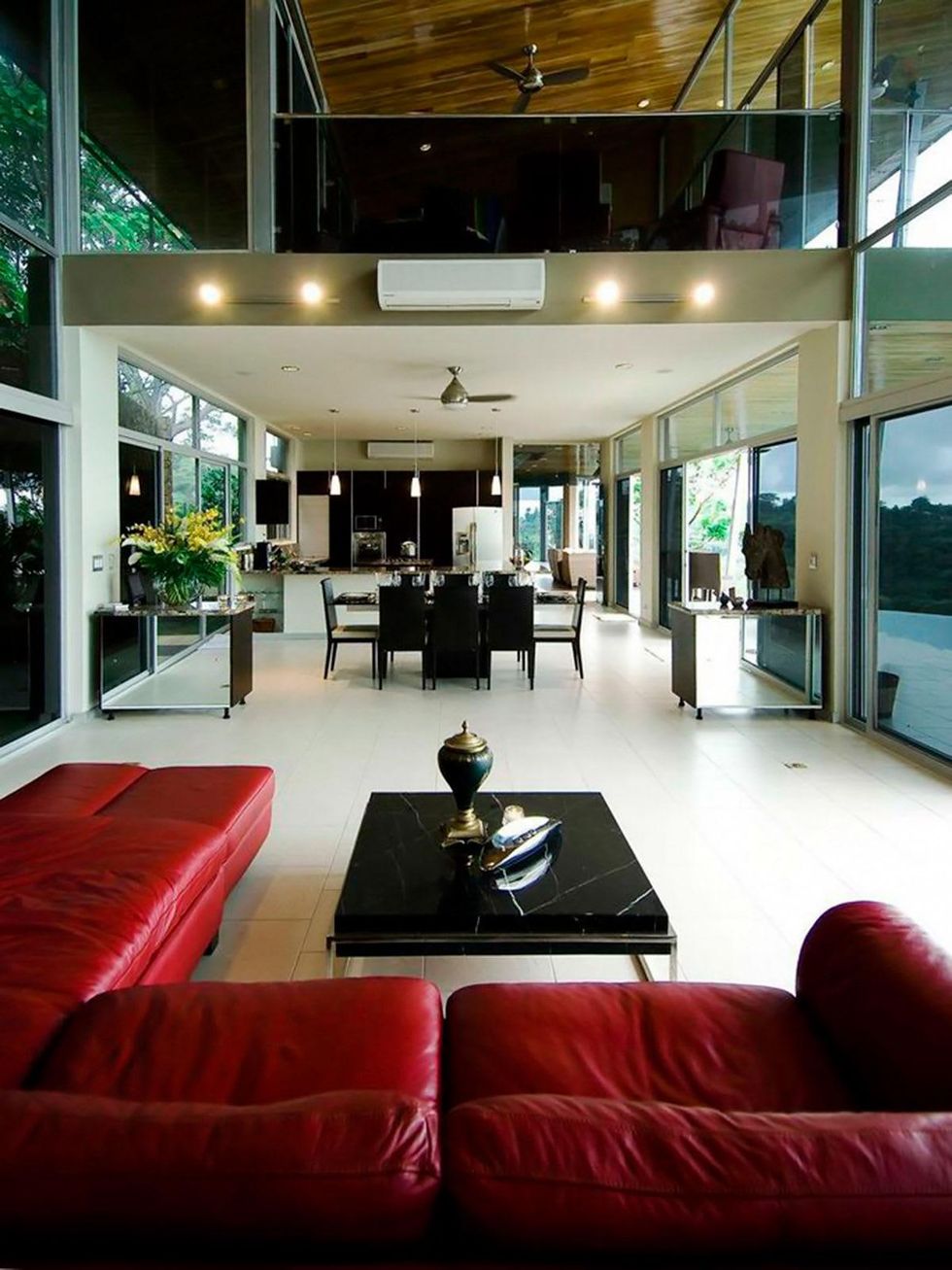 On the Market Costa Rica Casa Pura Vida May 2014 THIS ONE livingroom2