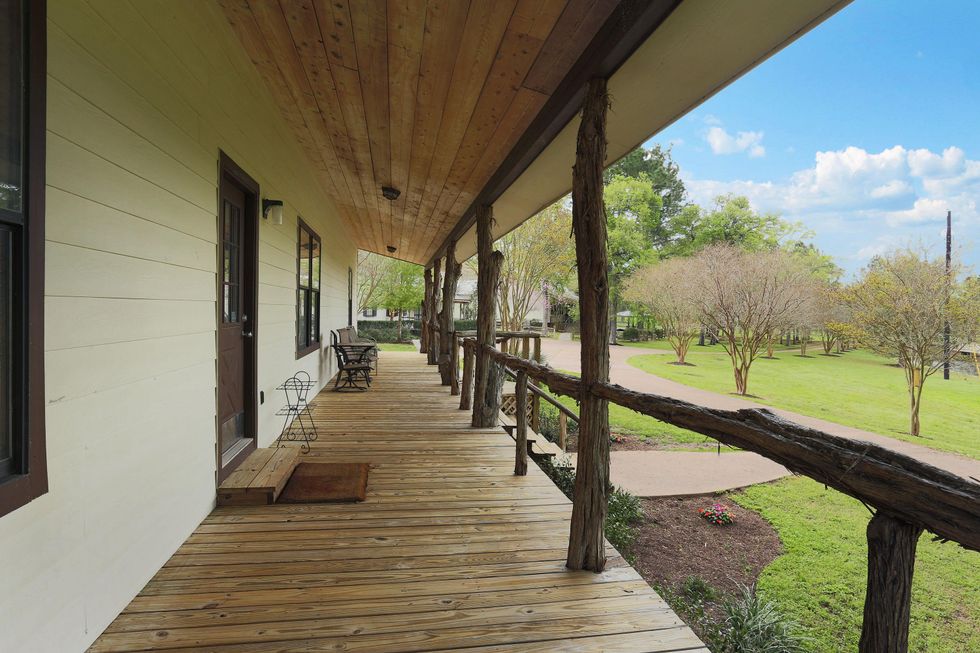 On the Market Morning Glory Farm in Brenham November 2014 guest house porch
