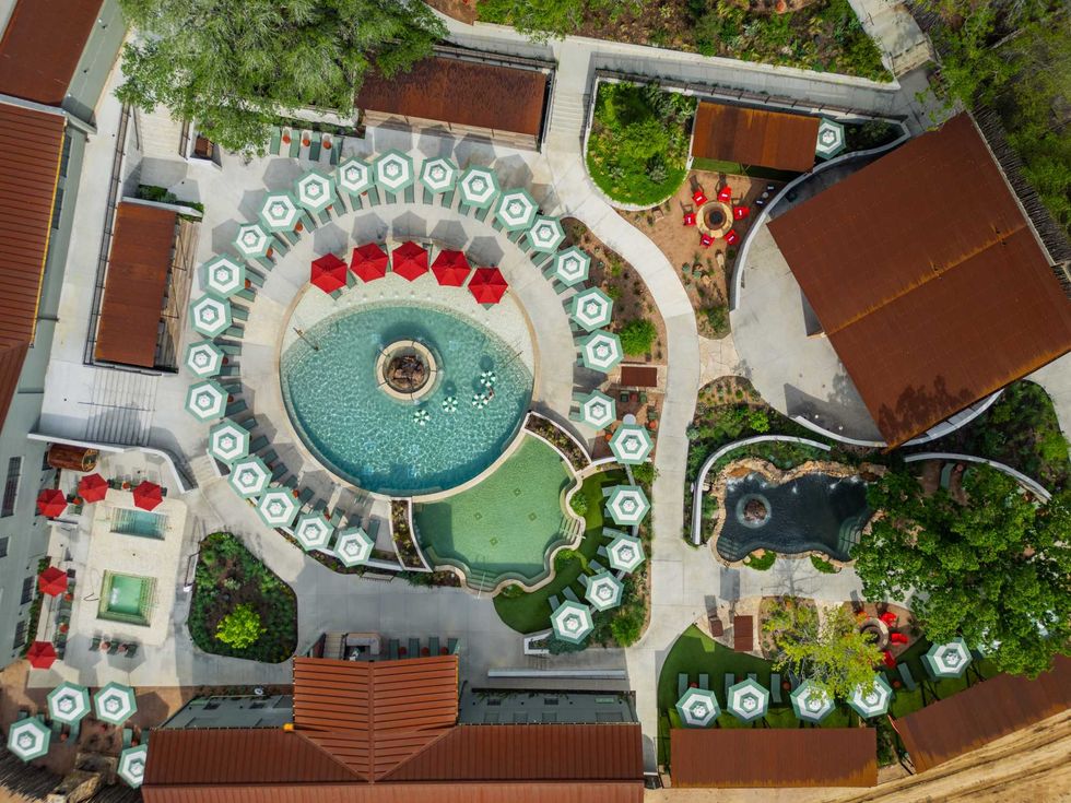 Ottine Mineral Springs from above