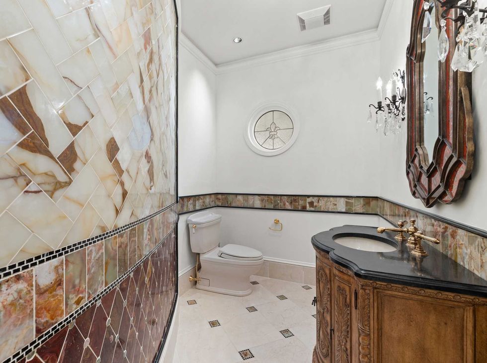 Oxbow Overlook estate