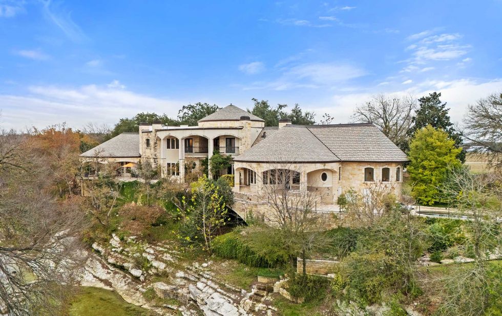 Oxbow Overlook estate