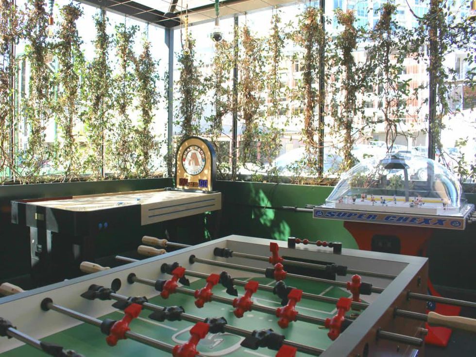 Parlor & Yard bar Dunlap ATX west sixth February 2016 game room