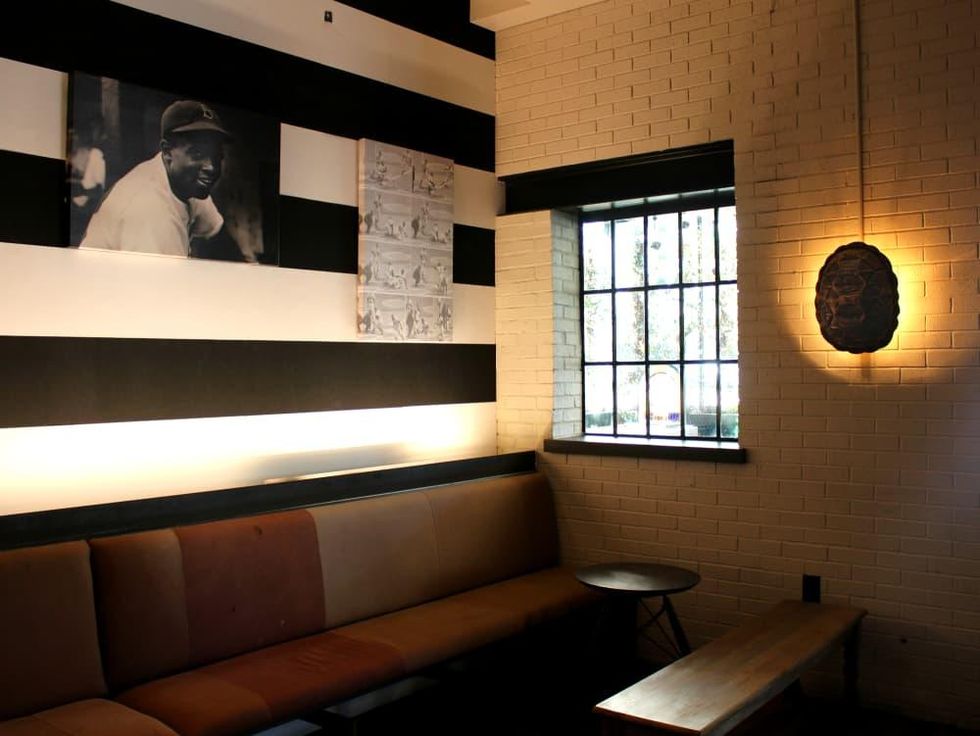 Parlor & Yard bar Dunlap ATX west sixth February 2016 turtle light photo wall