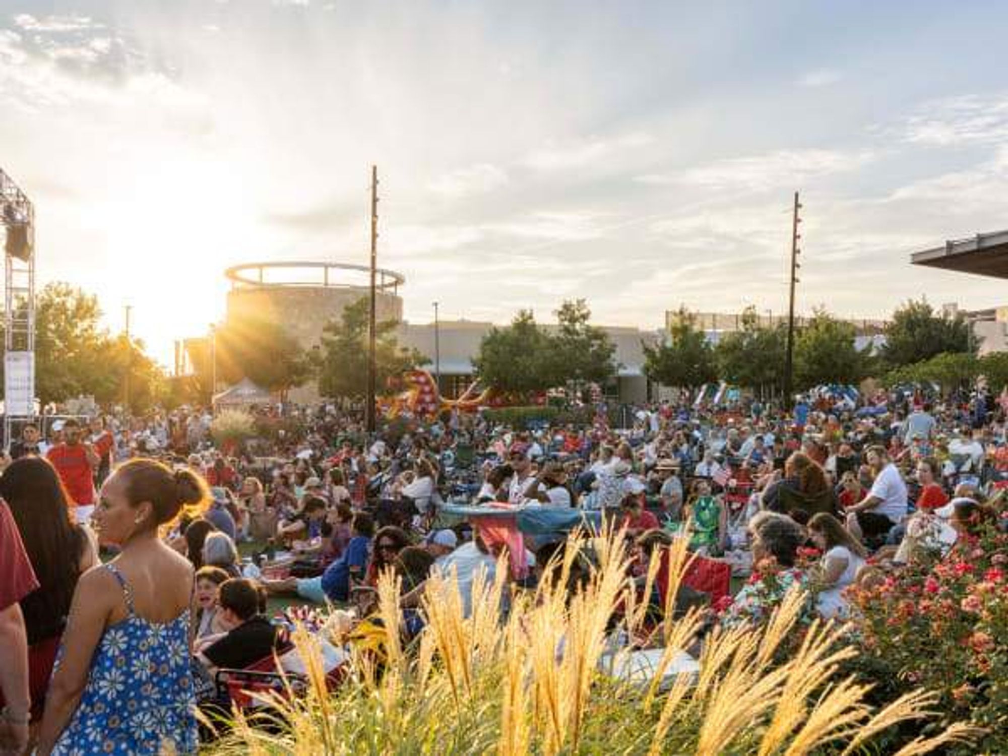 Pecan Street Festival spring 2025 at the Hill Country Galleria in Bee Cave