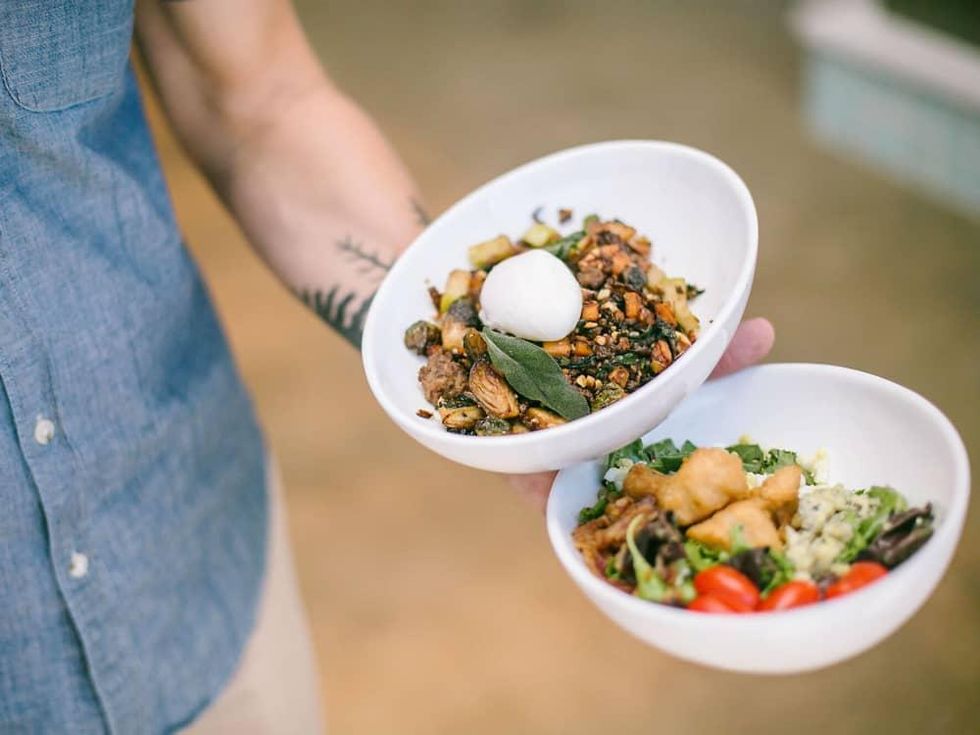 Picnik Burnet Road restaurant harvest hash picnik cobb food