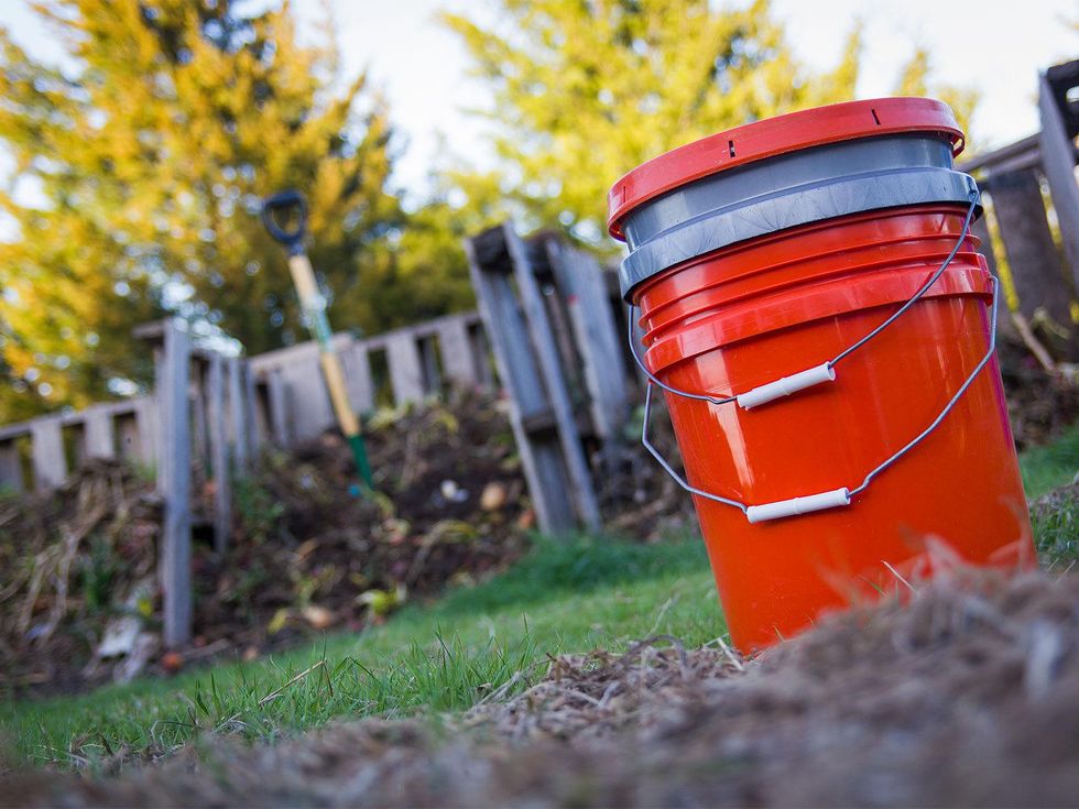Picture of bokashi D-I-Y composting bucket.