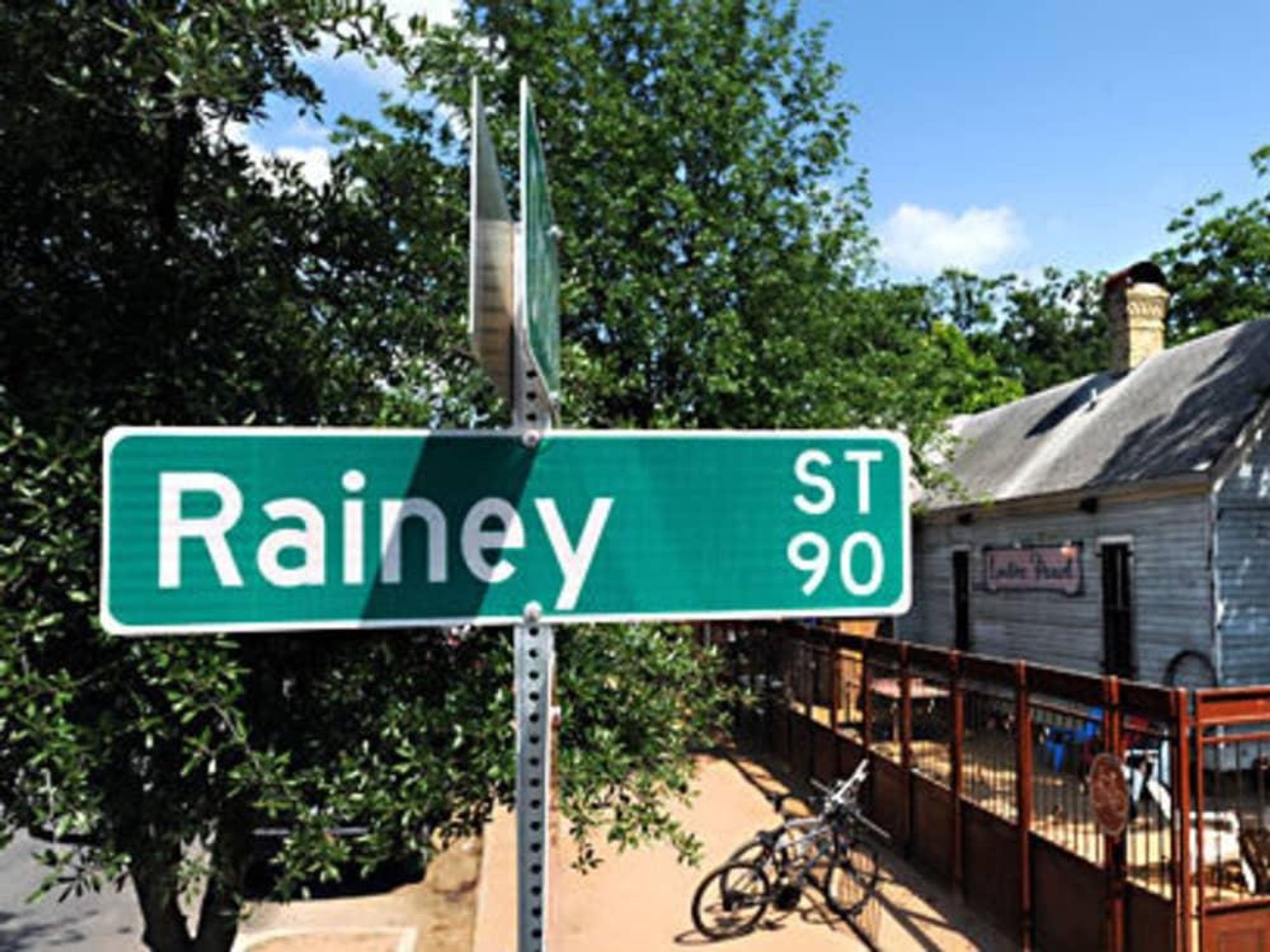 Rainey Street sign