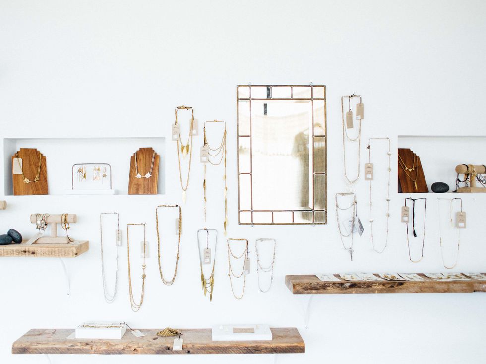 Raven and Lily Austin