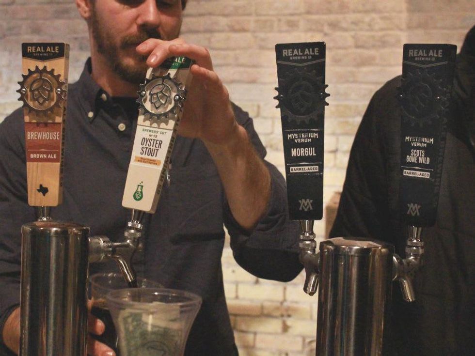 Real Ale Brewing_new logo_beer tap_2015