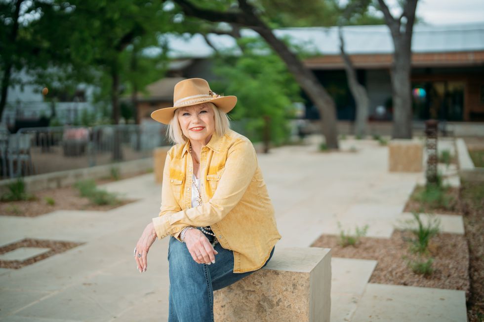 Headwaters: Where the stars — and homes — are big and bright in Dripping Springs