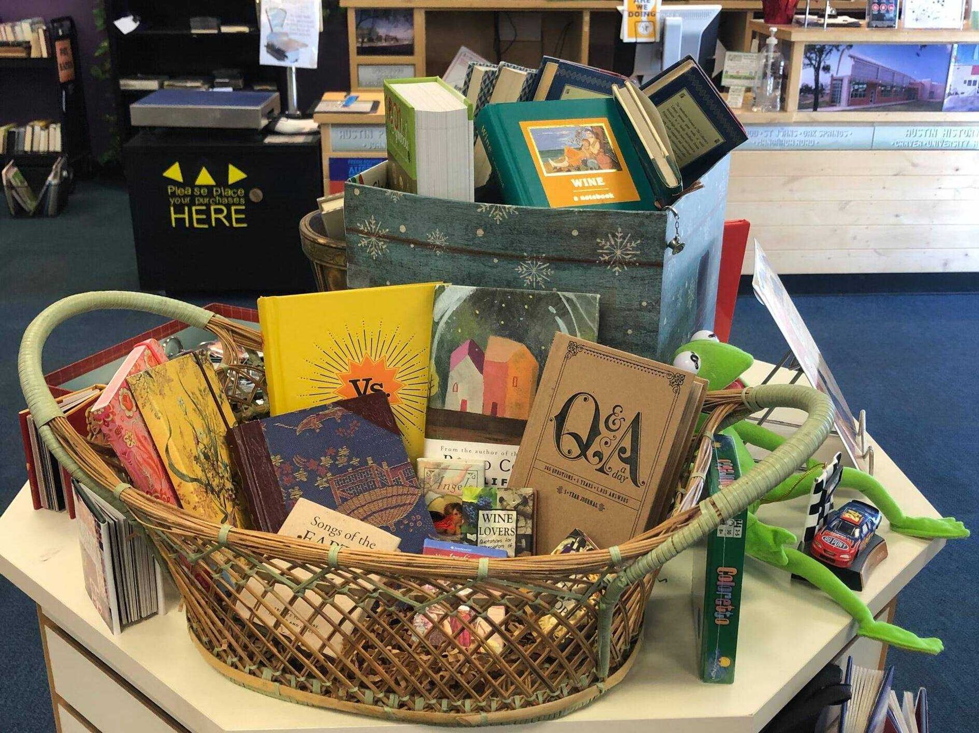 Budget Cuts Force Austin Public Library to Close Recycled Reads Program