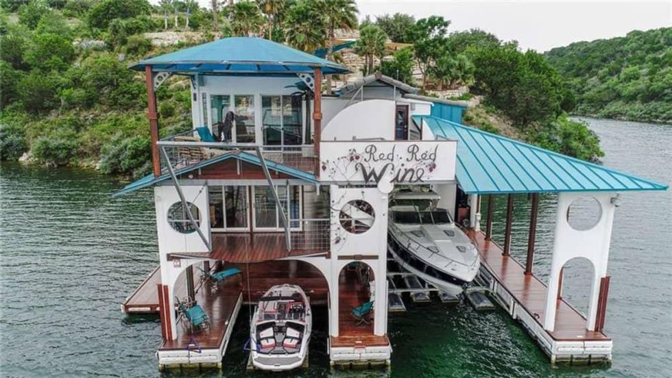 Redwine property boathouse