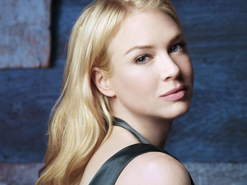 Renee Zellweger head shot wallpaper