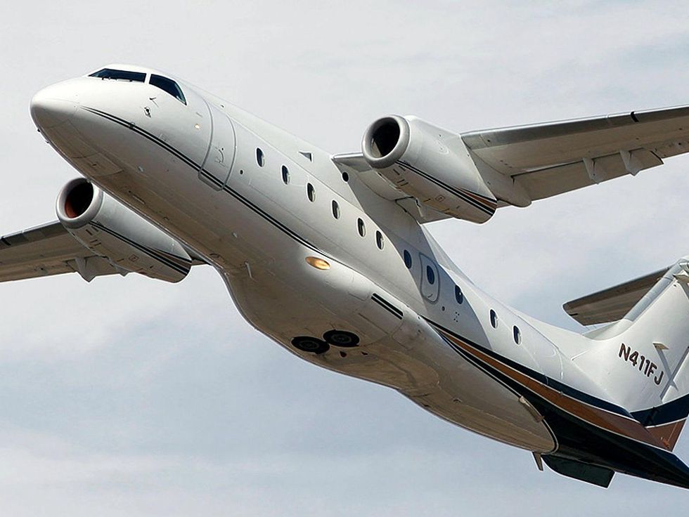 Resort Air Services Charter Plane