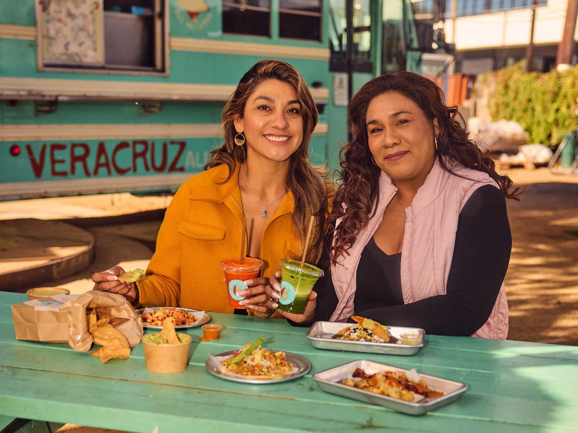 Reyna and Maritza Vázquez