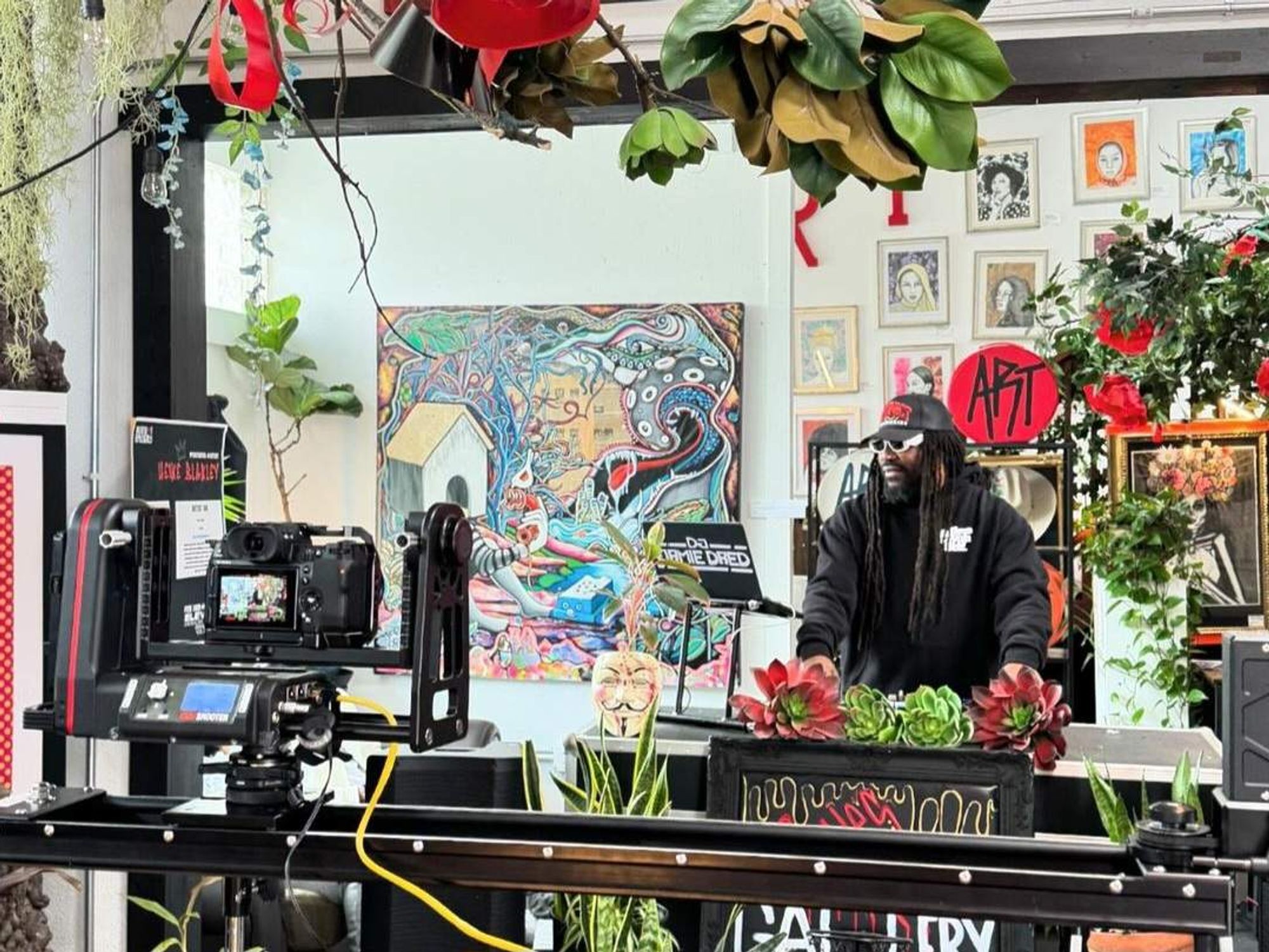 RichesArt Gallery interior paintings