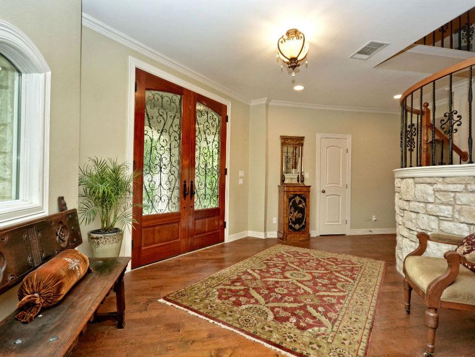 Rollingwood home_West Austin house_3206 Park Hills_Hatley Park Acres_78746_foyer_2015