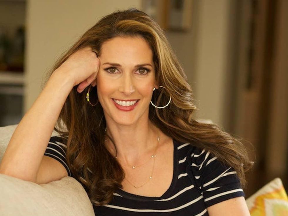 Roni Proter headshot