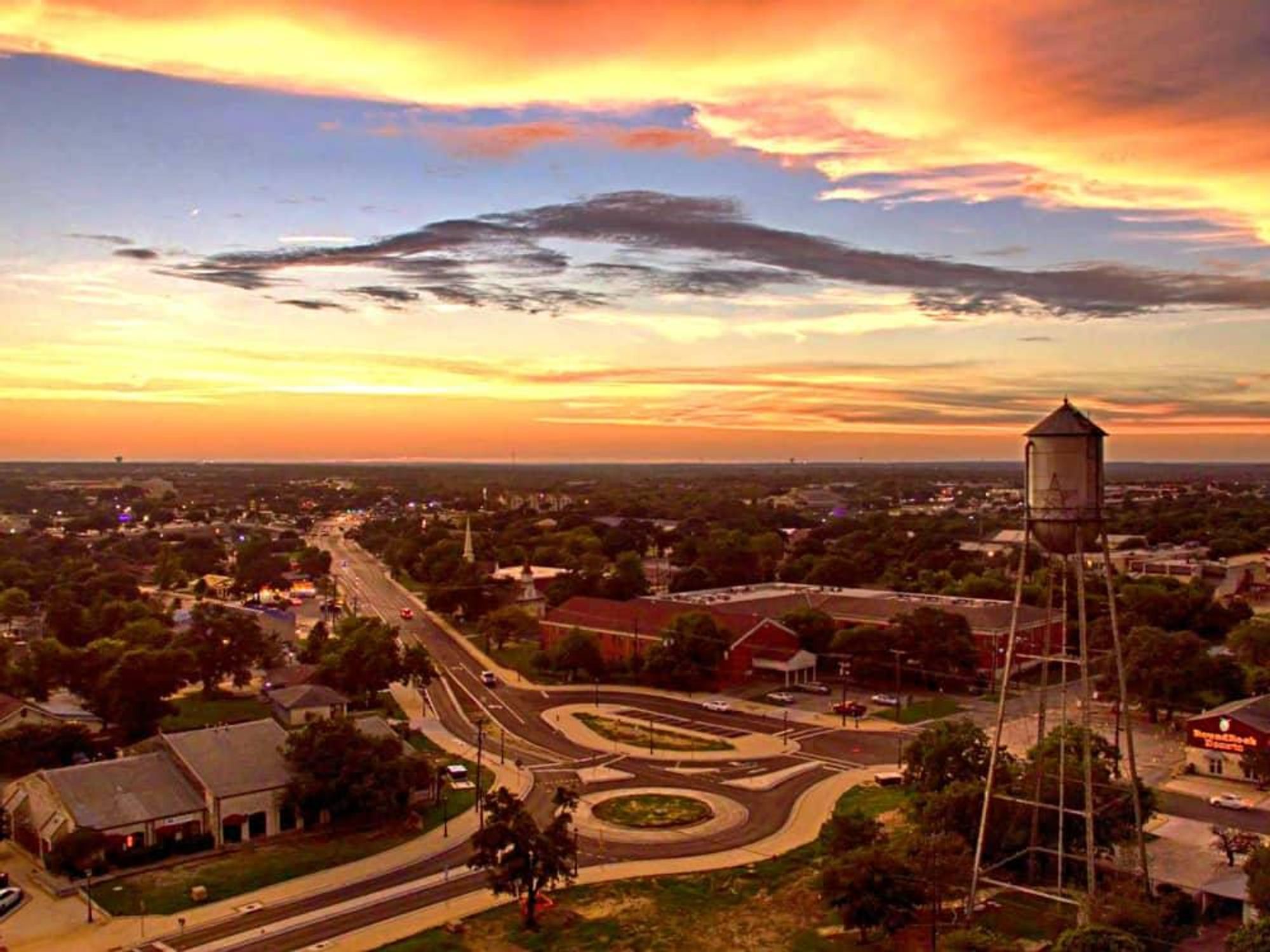 Best cities to buy a house: The Woodlands, Texas, named tops in U.S.