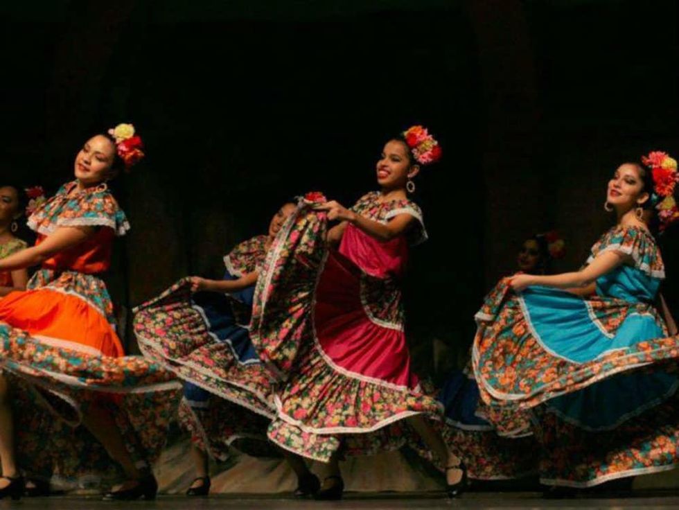 Roy Lozano\u2019s Ballet Folkl\u00f3rico de Texas
