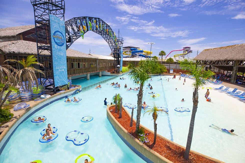 Schlitterbahn Galveston wave lagoon