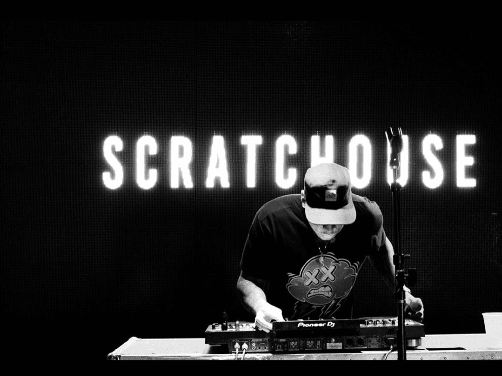 Scratchouse DJ