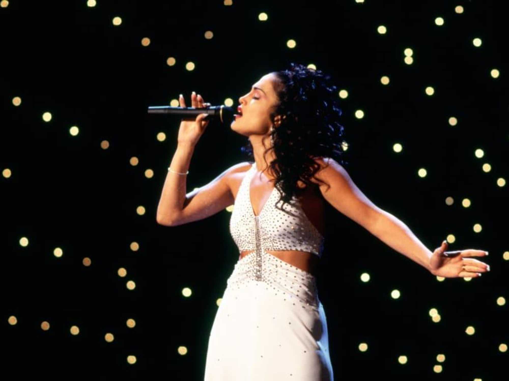 Selena the movie Jennifer Lopez
