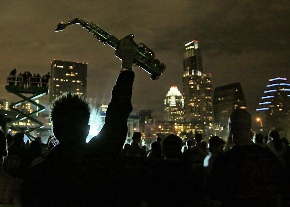 Sexy_Saxaphone_Slayer_Shelley_Hiam