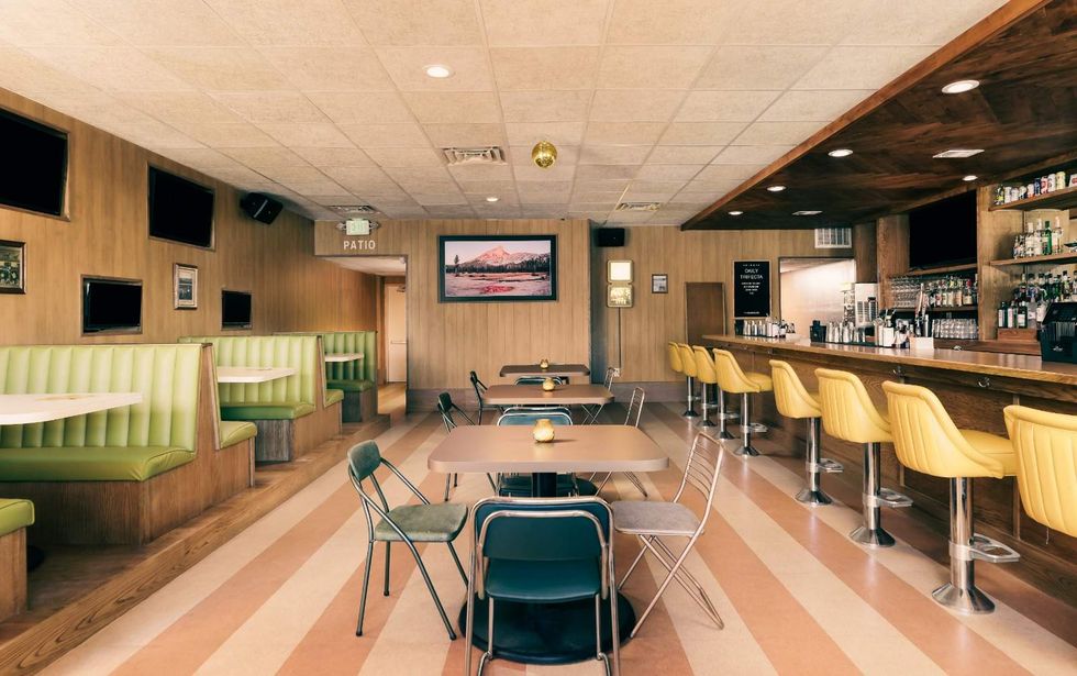 Skinny\u2019s Off-Track Bar