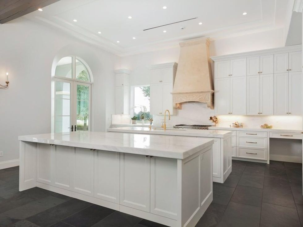 Sky West Ranch kitchen