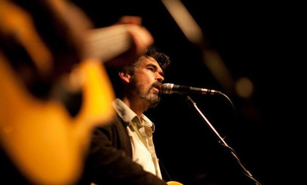 Slaid Cleaves playing live