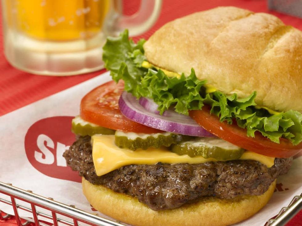 Smashburger hamburger