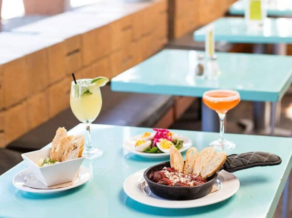 Snack Bar restaurant Austin happy hour patio