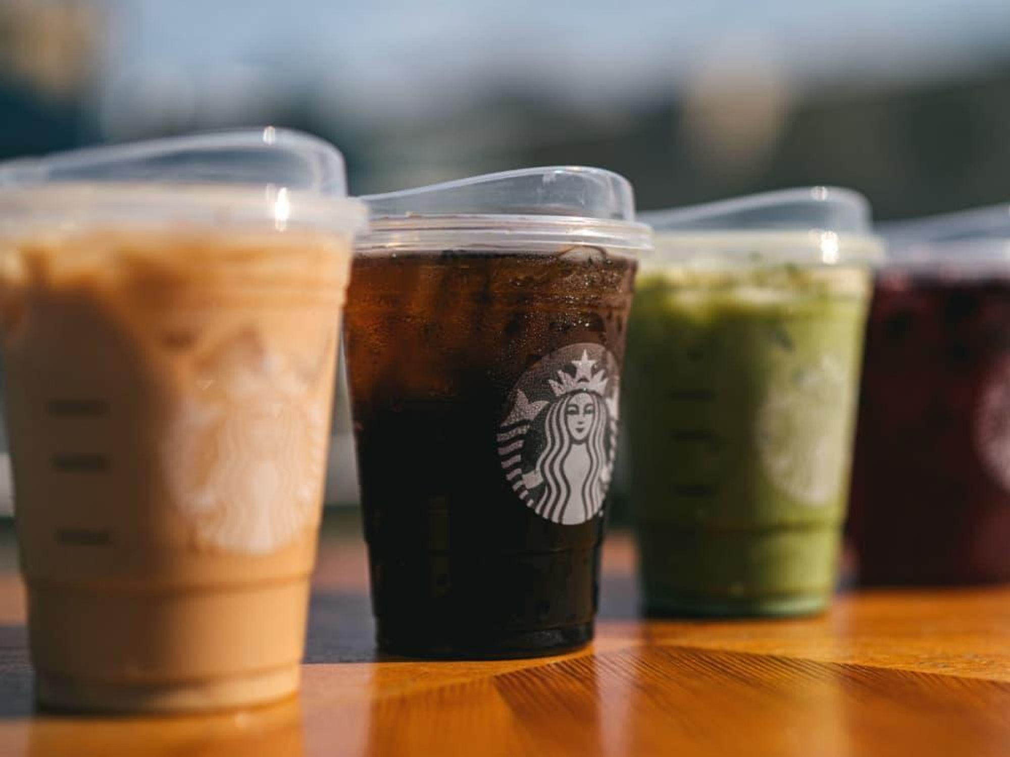 Starbucks Eliminates Plastic Straws in Japan in 2020 : Starbucks