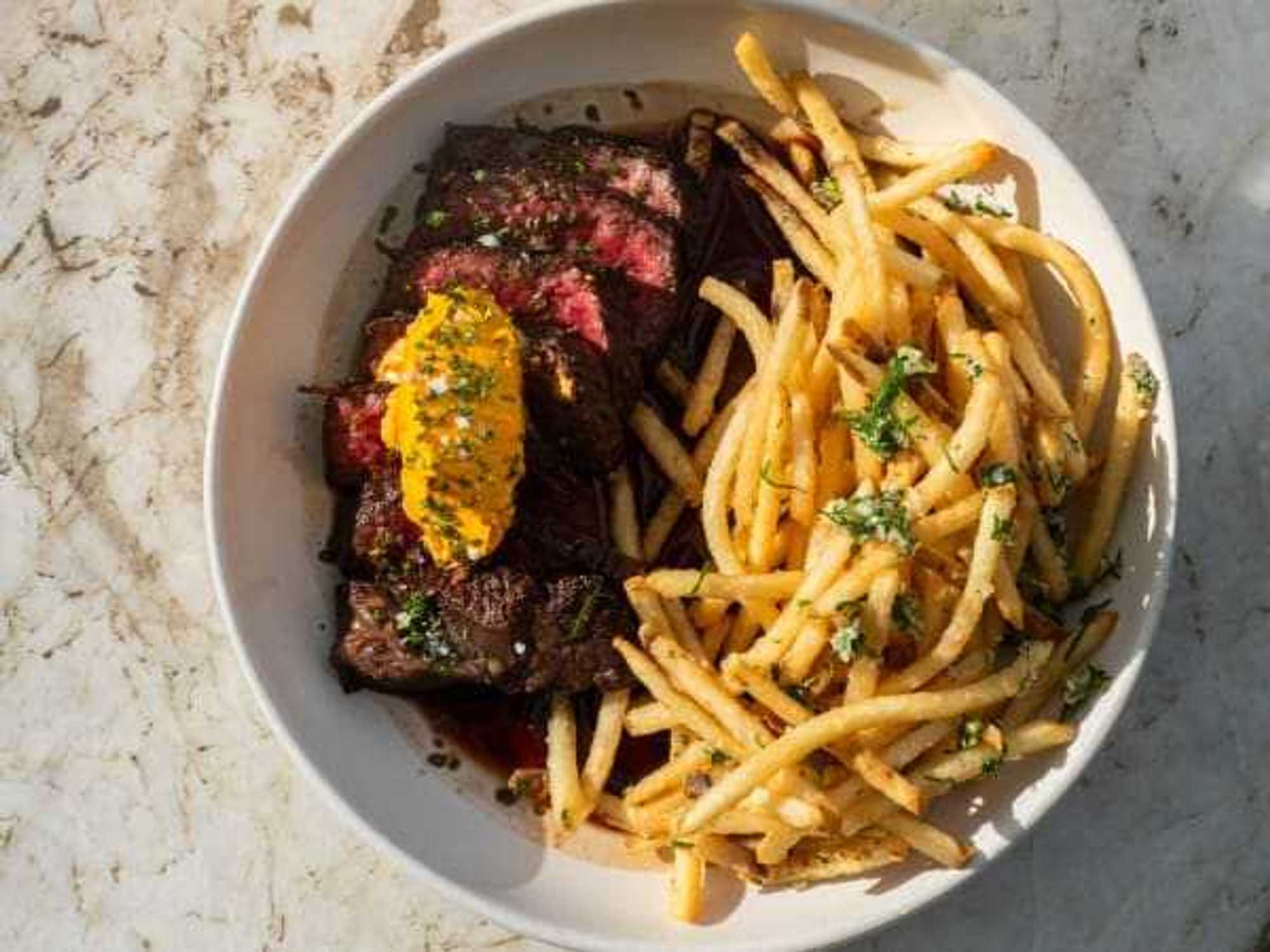 Steak frites at Bar Toti