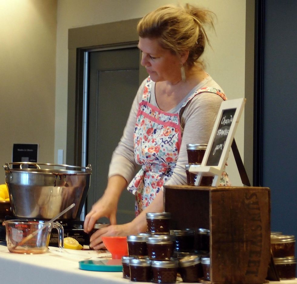 Stephanie McClenny Confituras