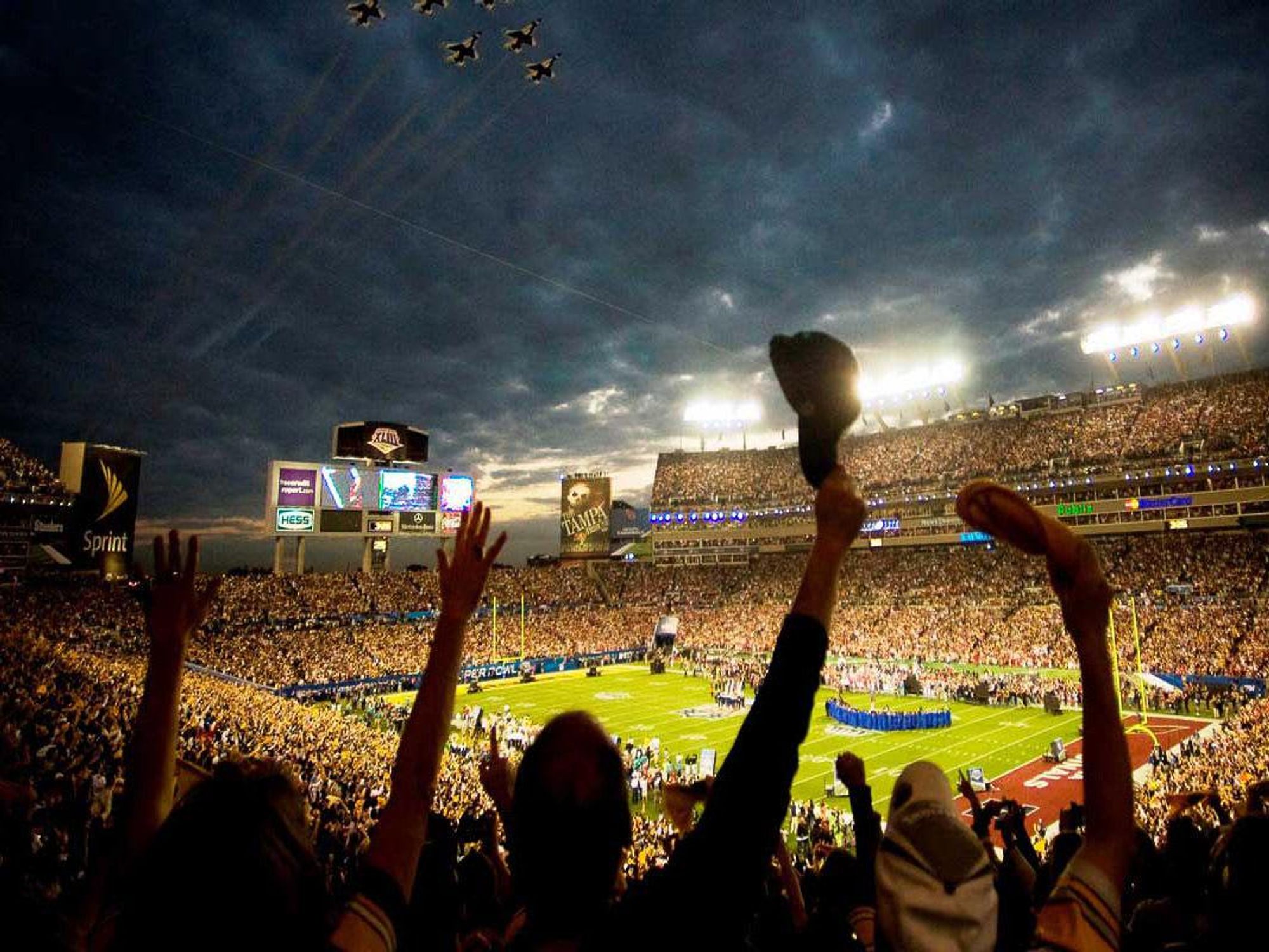 Super Bowl, football game, crowd, fans, stadium