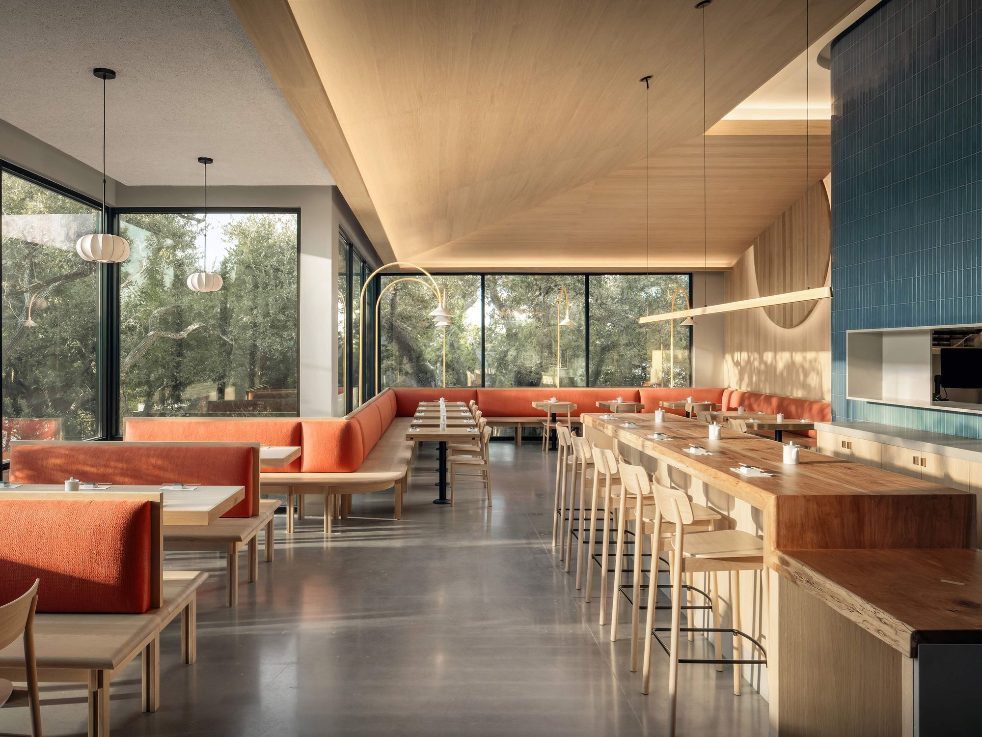 Tancho Sushi interior