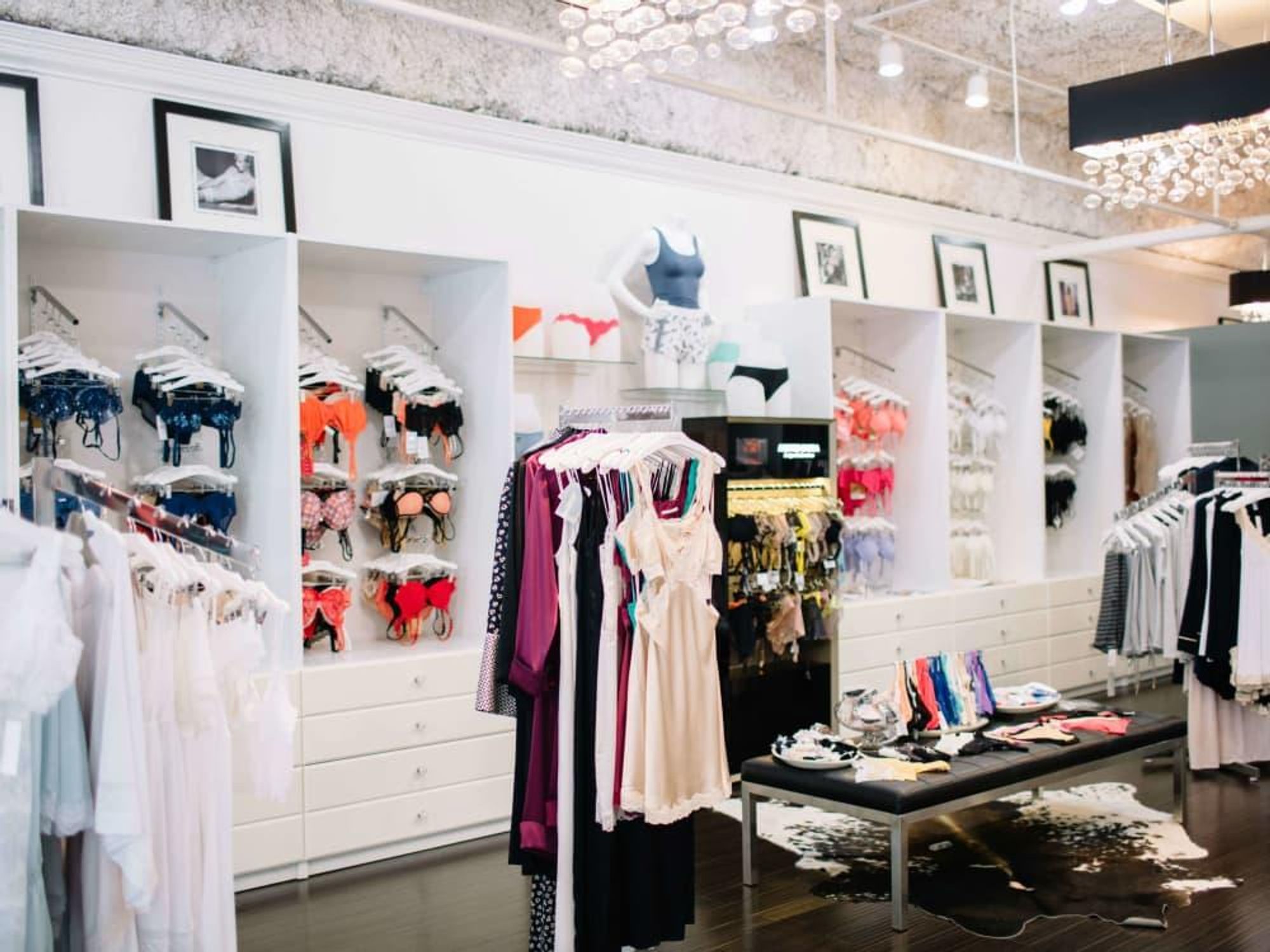 Popular Austin lingerie shop reveals sexy new location