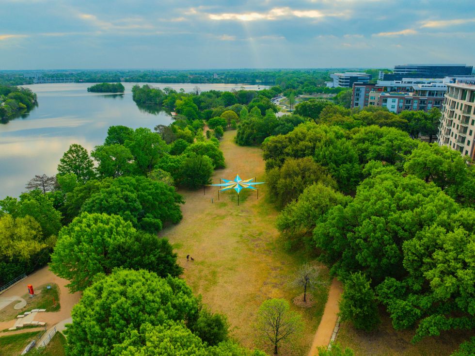 Tempo on the Trail: Studio Plus (Priscilla Lustig & Steef Crombach) \u2013 Sculpture, Lakeshore