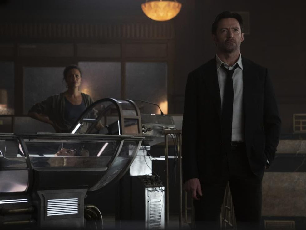 Thandiwe Newton and Hugh Jackman in Reminiscence