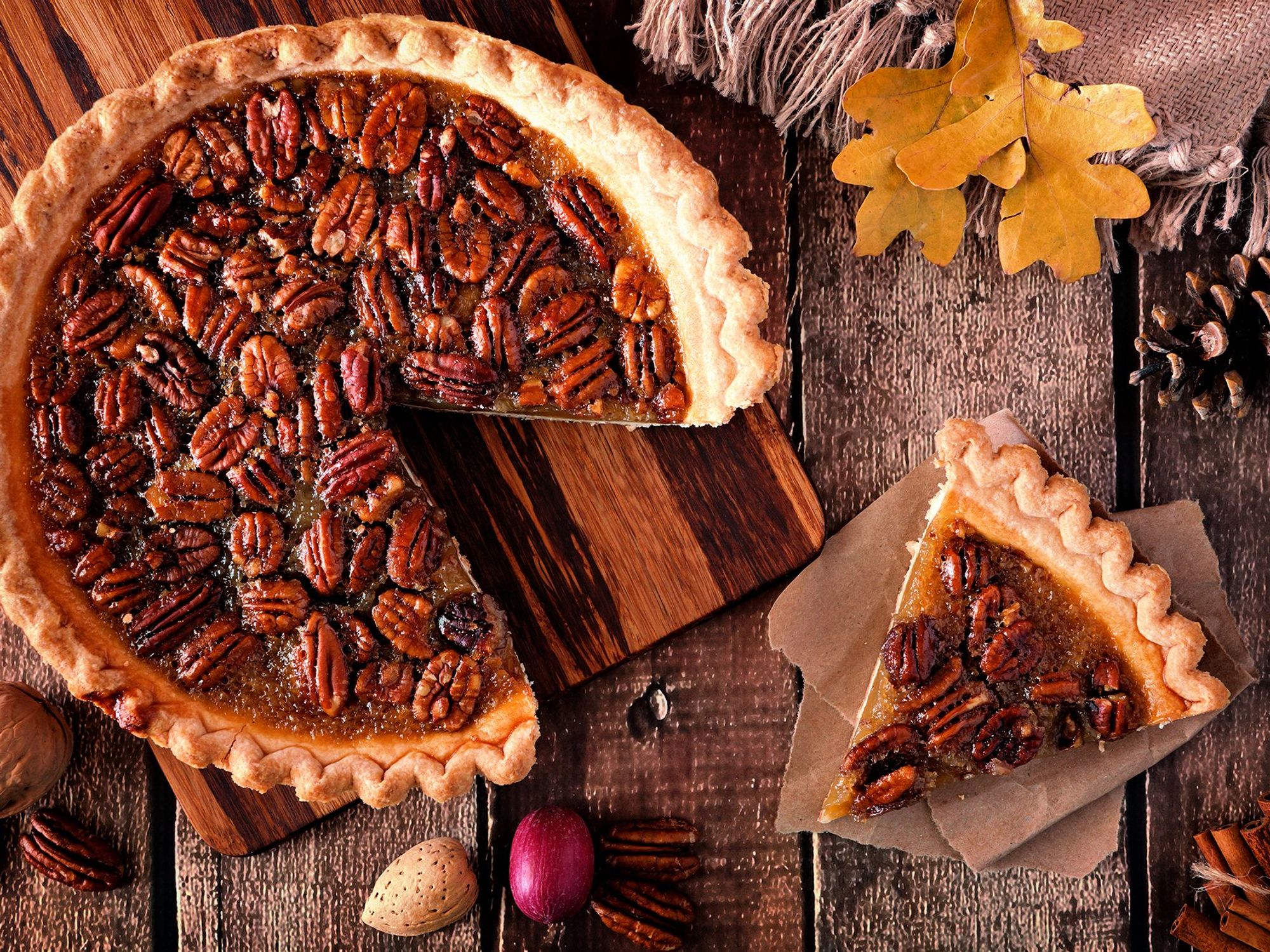 Thanksgiving, thanksgiving dessert, pecan pie