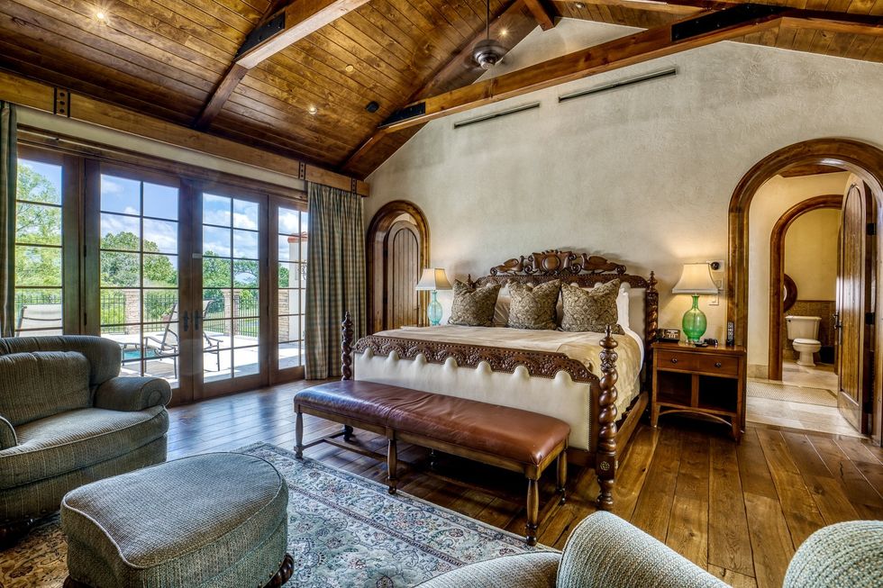 The bedroom leads to the pool.